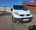 Білий Рено Трафік, об'ємом двигуна 2 л та пробігом 320 тис. км за 10000 $, фото 1 на Automoto.ua