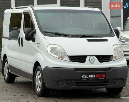 Білий Рено Трафік, об'ємом двигуна 2 л та пробігом 352 тис. км за 10500 $, фото 4 на Automoto.ua