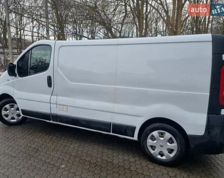 Белый Рено Трафик, объемом двигателя 2 л и пробегом 289 тыс. км за 7500 $, фото 4 на Automoto.ua