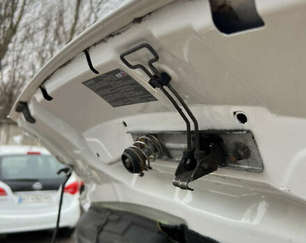 Белый Рено Трафик, объемом двигателя 2 л и пробегом 234 тыс. км за 12100 $, фото 24 на Automoto.ua