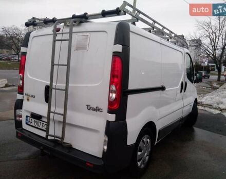 Белый Рено Трафик, объемом двигателя 2 л и пробегом 300 тыс. км за 10100 $, фото 9 на Automoto.ua