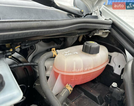 Белый Рено Трафик, объемом двигателя 2 л и пробегом 253 тыс. км за 10700 $, фото 40 на Automoto.ua