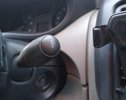 Белый Рено Трафик, объемом двигателя 2 л и пробегом 300 тыс. км за 10100 $, фото 29 на Automoto.ua