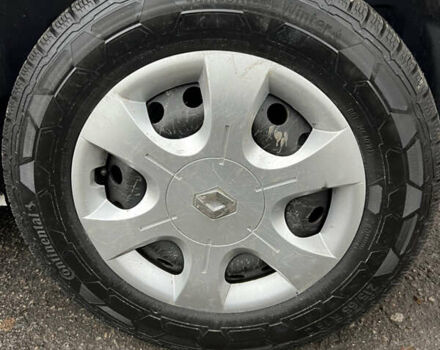 Белый Рено Трафик, объемом двигателя 2 л и пробегом 234 тыс. км за 12100 $, фото 27 на Automoto.ua