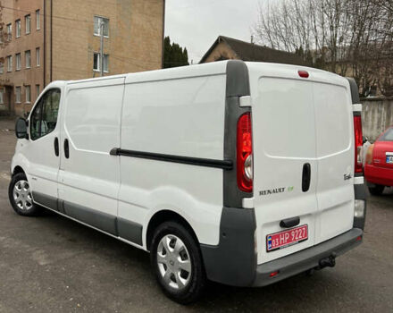 Белый Рено Трафик, объемом двигателя 2 л и пробегом 234 тыс. км за 12100 $, фото 5 на Automoto.ua