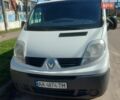 Білий Рено Трафік, об'ємом двигуна 2 л та пробігом 374 тис. км за 9300 $, фото 1 на Automoto.ua
