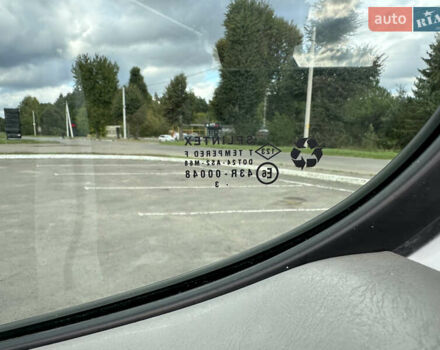 Белый Рено Трафик, объемом двигателя 2 л и пробегом 253 тыс. км за 10700 $, фото 38 на Automoto.ua