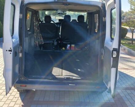 Білий Рено Трафік, об'ємом двигуна 2 л та пробігом 400 тис. км за 11000 $, фото 4 на Automoto.ua