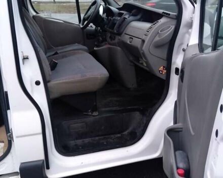 Белый Рено Трафик, объемом двигателя 2 л и пробегом 300 тыс. км за 10100 $, фото 28 на Automoto.ua