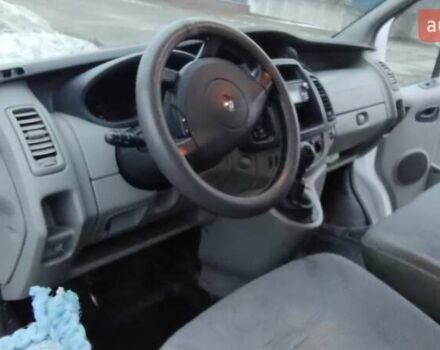 Белый Рено Трафик, объемом двигателя 2 л и пробегом 300 тыс. км за 10100 $, фото 15 на Automoto.ua