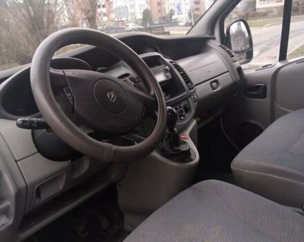 Белый Рено Трафик, объемом двигателя 2 л и пробегом 300 тыс. км за 10100 $, фото 14 на Automoto.ua