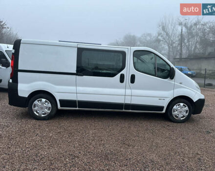 Белый Рено Трафик, объемом двигателя 2 л и пробегом 282 тыс. км за 13300 $, фото 8 на Automoto.ua