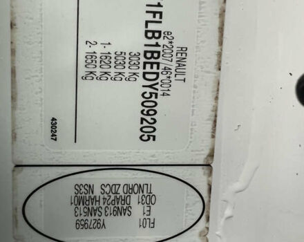 Белый Рено Трафик, объемом двигателя 2 л и пробегом 234 тыс. км за 12100 $, фото 22 на Automoto.ua