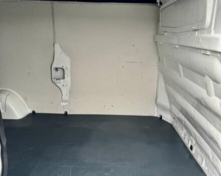 Белый Рено Трафик, объемом двигателя 2 л и пробегом 265 тыс. км за 12850 $, фото 36 на Automoto.ua