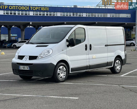 Белый Рено Трафик, объемом двигателя 2 л и пробегом 162 тыс. км за 13500 $, фото 2 на Automoto.ua