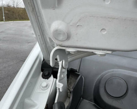 Белый Рено Трафик, объемом двигателя 2 л и пробегом 265 тыс. км за 12850 $, фото 42 на Automoto.ua