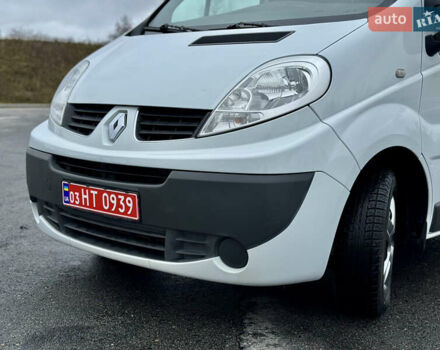 Белый Рено Трафик, объемом двигателя 2 л и пробегом 265 тыс. км за 12850 $, фото 6 на Automoto.ua