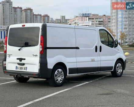 Белый Рено Трафик, объемом двигателя 2 л и пробегом 162 тыс. км за 13500 $, фото 8 на Automoto.ua