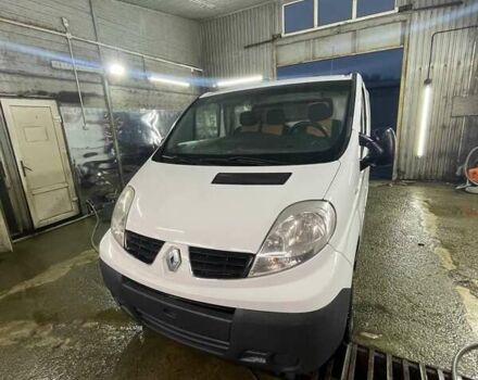 Белый Рено Трафик, объемом двигателя 2 л и пробегом 255 тыс. км за 10500 $, фото 29 на Automoto.ua