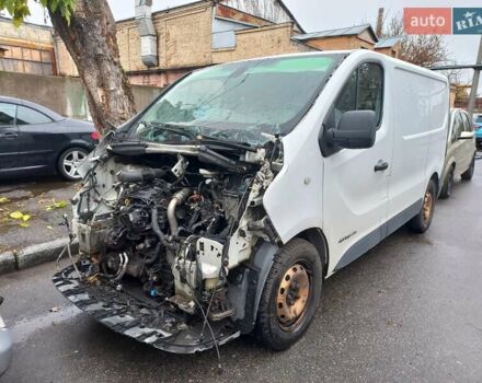 Белый Рено Трафик, объемом двигателя 1.6 л и пробегом 320 тыс. км за 8000 $, фото 9 на Automoto.ua