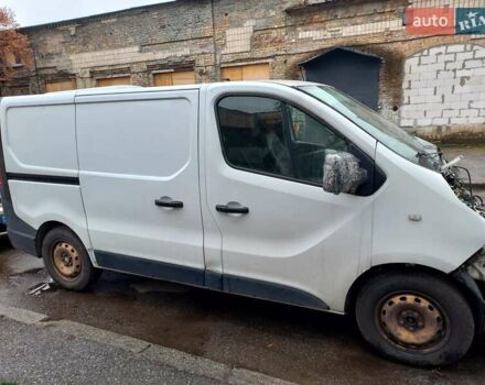 Белый Рено Трафик, объемом двигателя 1.6 л и пробегом 320 тыс. км за 8000 $, фото 3 на Automoto.ua