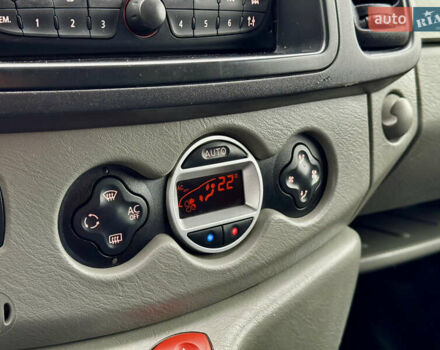 Белый Рено Трафик, объемом двигателя 2 л и пробегом 265 тыс. км за 12850 $, фото 23 на Automoto.ua