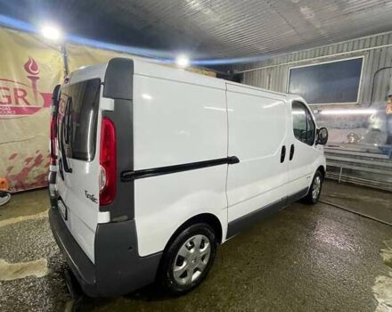 Белый Рено Трафик, объемом двигателя 2 л и пробегом 255 тыс. км за 10500 $, фото 22 на Automoto.ua