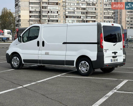 Белый Рено Трафик, объемом двигателя 2 л и пробегом 162 тыс. км за 13500 $, фото 4 на Automoto.ua