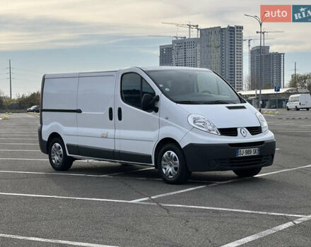 Белый Рено Трафик, объемом двигателя 2 л и пробегом 162 тыс. км за 13500 $, фото 11 на Automoto.ua