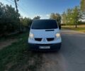 Белый Рено Трафик, объемом двигателя 2 л и пробегом 395 тыс. км за 10500 $, фото 1 на Automoto.ua