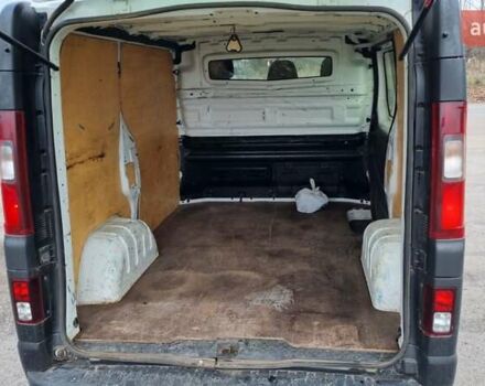 Білий Рено Трафік, об'ємом двигуна 1.6 л та пробігом 250 тис. км за 11900 $, фото 10 на Automoto.ua