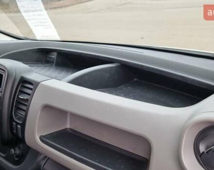 Білий Рено Трафік, об'ємом двигуна 1.6 л та пробігом 250 тис. км за 11900 $, фото 15 на Automoto.ua