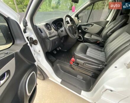 Білий Рено Трафік, об'ємом двигуна 1.6 л та пробігом 187 тис. км за 14897 $, фото 48 на Automoto.ua