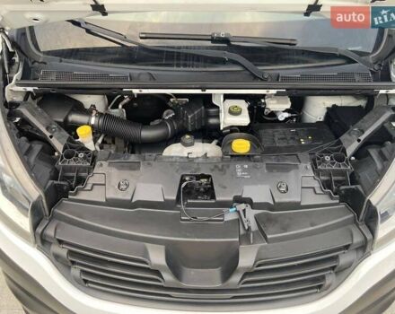 Білий Рено Трафік, об'ємом двигуна 1.6 л та пробігом 187 тис. км за 14897 $, фото 51 на Automoto.ua