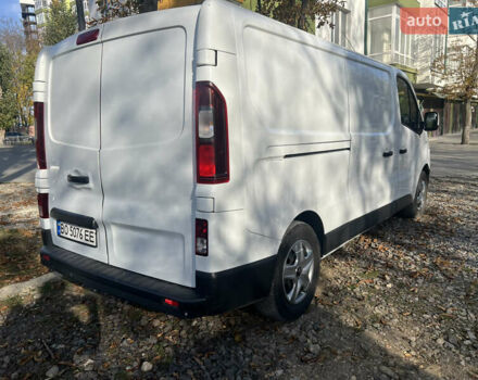 Белый Рено Трафик, объемом двигателя 1.6 л и пробегом 327 тыс. км за 12500 $, фото 3 на Automoto.ua