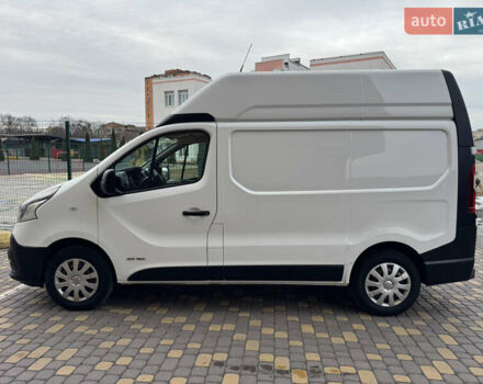 Белый Рено Трафик, объемом двигателя 1.6 л и пробегом 231 тыс. км за 11900 $, фото 5 на Automoto.ua