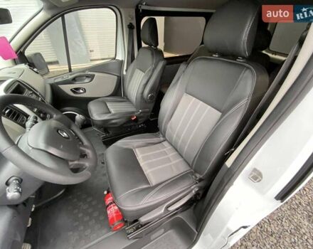 Білий Рено Трафік, об'ємом двигуна 2 л та пробігом 189 тис. км за 14799 $, фото 31 на Automoto.ua