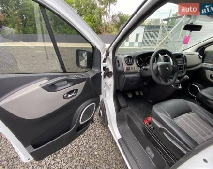 Білий Рено Трафік, об'ємом двигуна 2 л та пробігом 189 тис. км за 14799 $, фото 34 на Automoto.ua