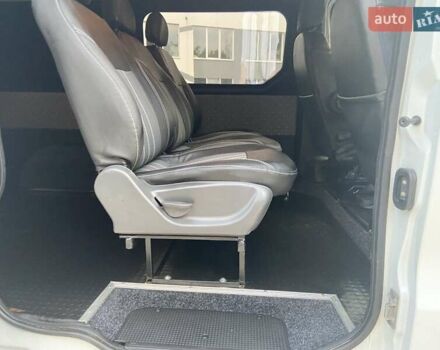 Білий Рено Трафік, об'ємом двигуна 1.6 л та пробігом 187 тис. км за 14897 $, фото 33 на Automoto.ua