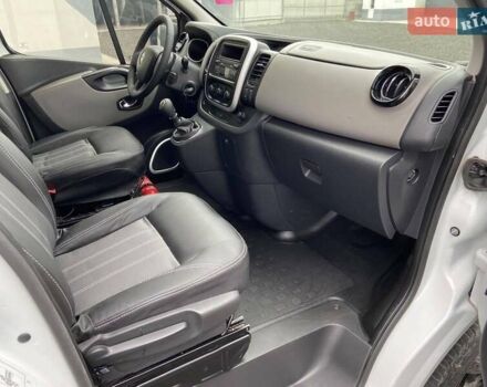 Білий Рено Трафік, об'ємом двигуна 2 л та пробігом 189 тис. км за 14799 $, фото 48 на Automoto.ua