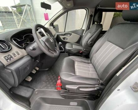 Білий Рено Трафік, об'ємом двигуна 2 л та пробігом 189 тис. км за 14799 $, фото 32 на Automoto.ua