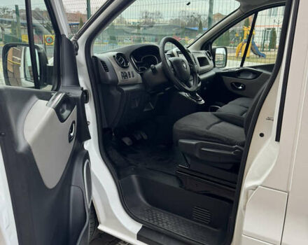 Белый Рено Трафик, объемом двигателя 1.6 л и пробегом 231 тыс. км за 11900 $, фото 13 на Automoto.ua