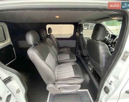 Білий Рено Трафік, об'ємом двигуна 2 л та пробігом 189 тис. км за 14799 $, фото 61 на Automoto.ua