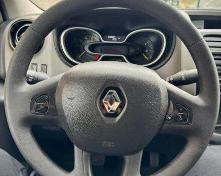 Белый Рено Трафик, объемом двигателя 1.6 л и пробегом 231 тыс. км за 11900 $, фото 8 на Automoto.ua