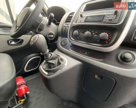 Білий Рено Трафік, об'ємом двигуна 2 л та пробігом 189 тис. км за 14799 $, фото 41 на Automoto.ua