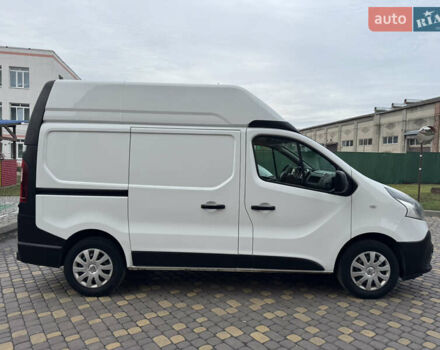 Белый Рено Трафик, объемом двигателя 1.6 л и пробегом 231 тыс. км за 11900 $, фото 3 на Automoto.ua