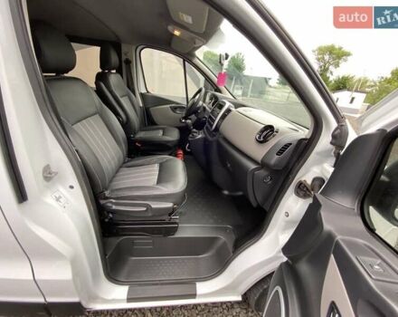 Білий Рено Трафік, об'ємом двигуна 2 л та пробігом 189 тис. км за 14799 $, фото 35 на Automoto.ua