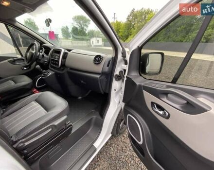 Білий Рено Трафік, об'ємом двигуна 2 л та пробігом 189 тис. км за 14799 $, фото 37 на Automoto.ua