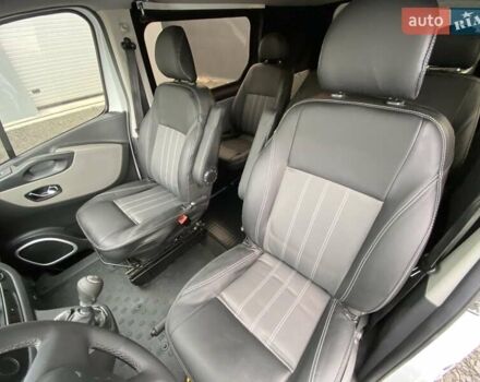 Білий Рено Трафік, об'ємом двигуна 2 л та пробігом 189 тис. км за 14799 $, фото 30 на Automoto.ua