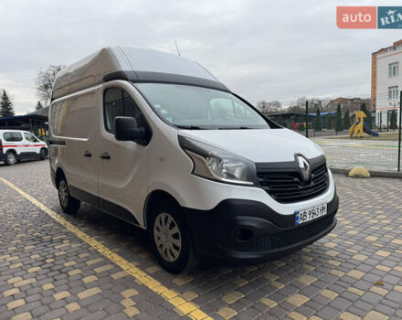 Белый Рено Трафик, объемом двигателя 1.6 л и пробегом 231 тыс. км за 11900 $, фото 1 на Automoto.ua